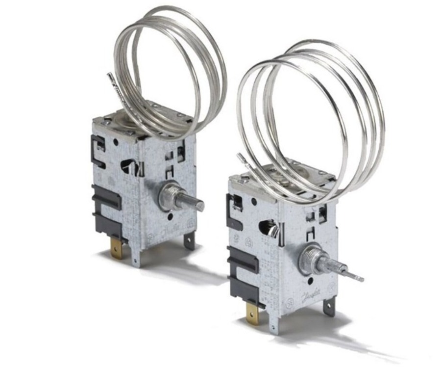 Danfoss Thermostat 077B6