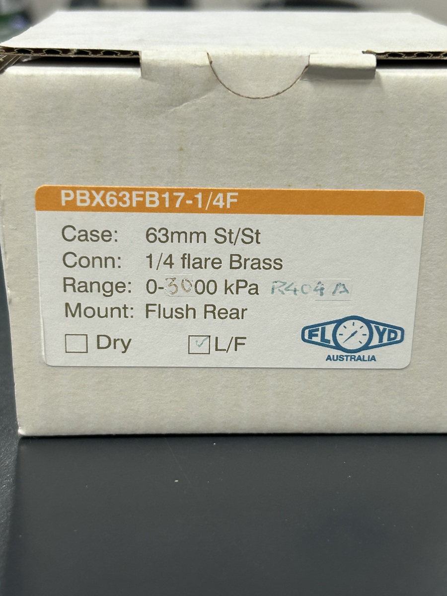 Floyd Liquid Filled 63mm Flush Mount, Lower Rear Entry - R404a 0 -3000kpa