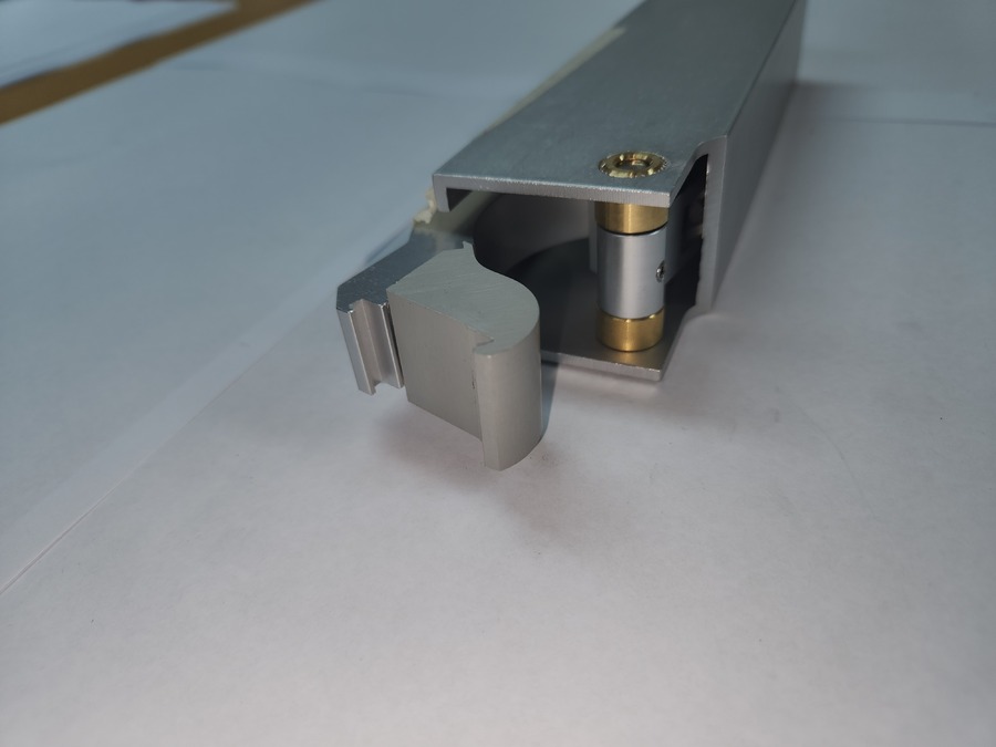 Silver Hinge Block Assy