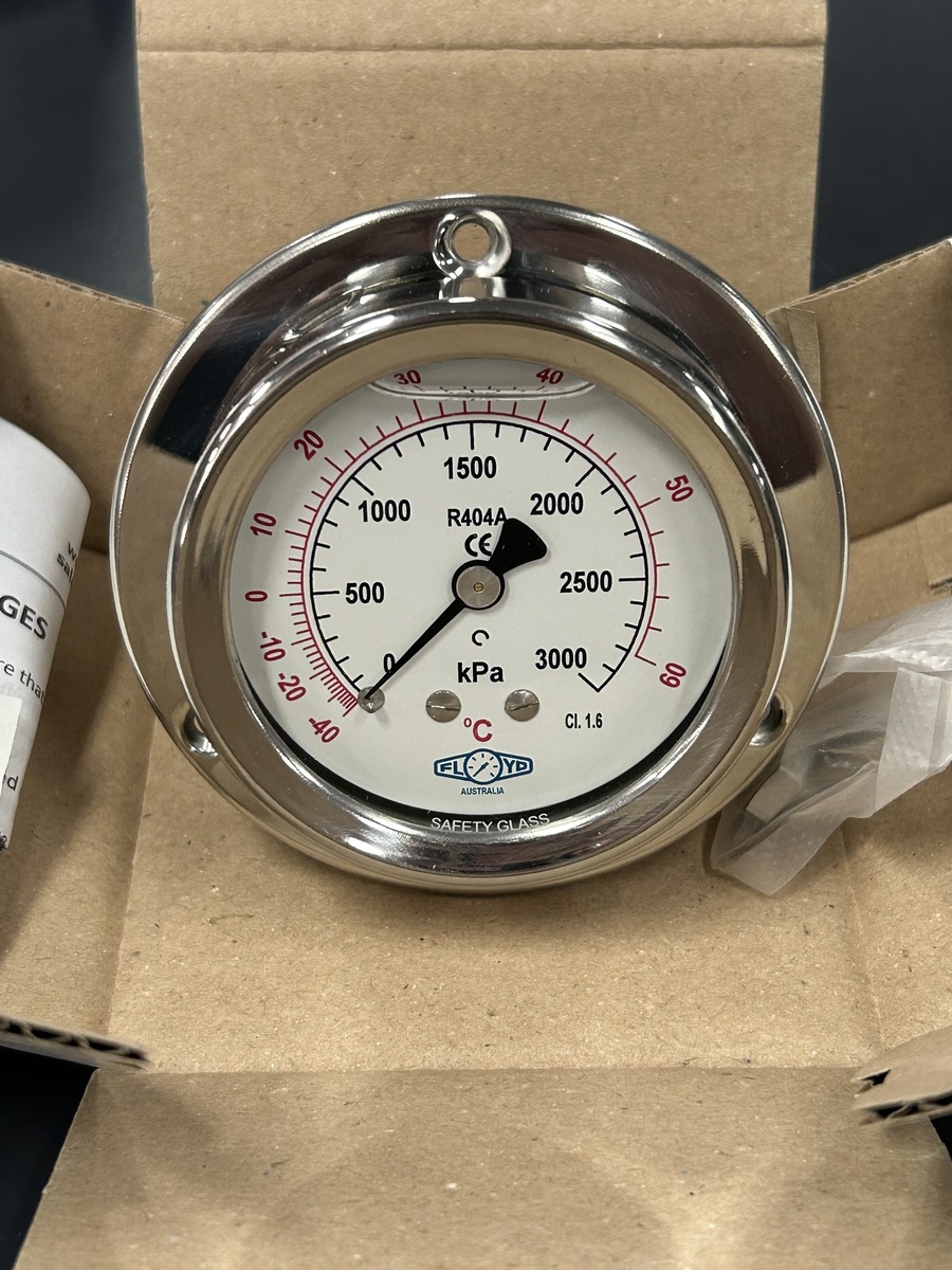 Floyd Liquid Filled 63mm Flush Mount, Lower Rear Entry - R404a 0 -3000kpa